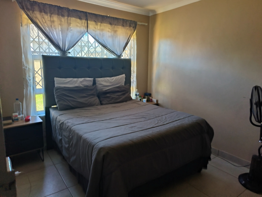 3 Bedroom Property for Sale in Ellaton North West